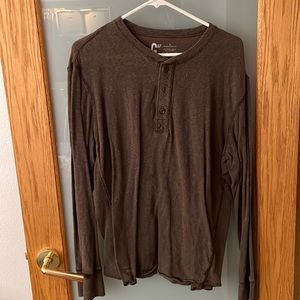 Gap athletic fit, long sleeve collared shirt